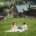 Amenity & Hotel