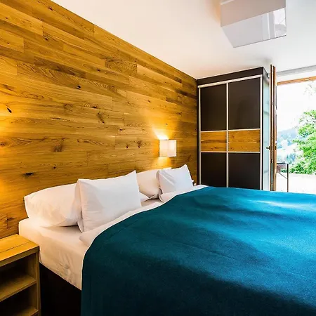 Hotel Amenity & 4*