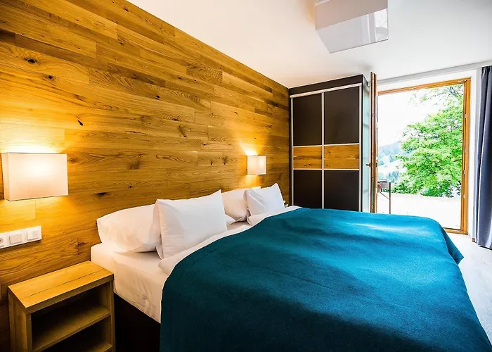 فندق Amenity & 4*